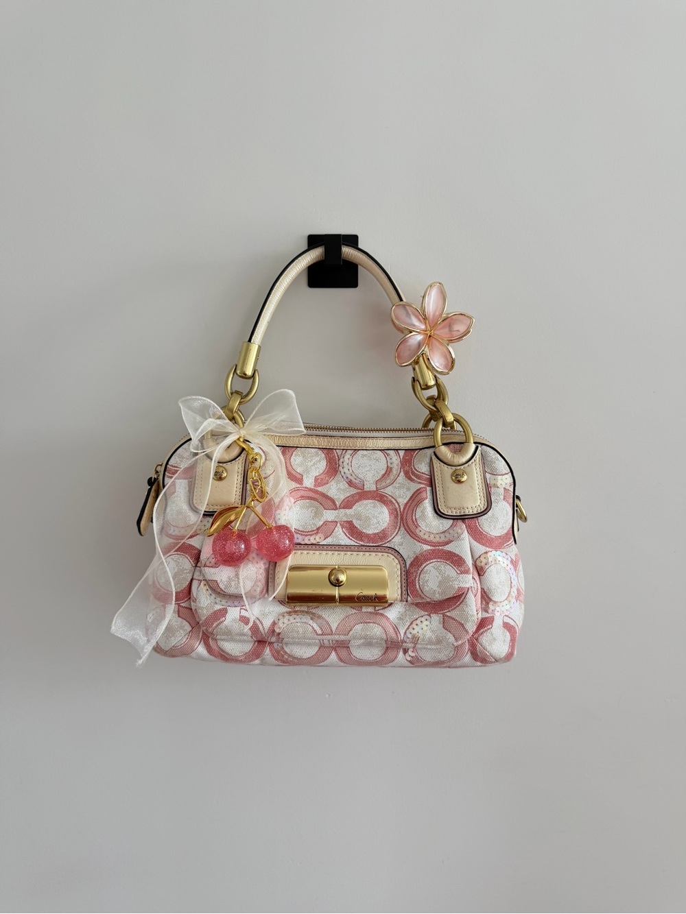 Vintage Coach Kristen Pink Sequin Op Art Bag w/Gold Hardware